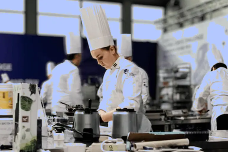 women chefs famous